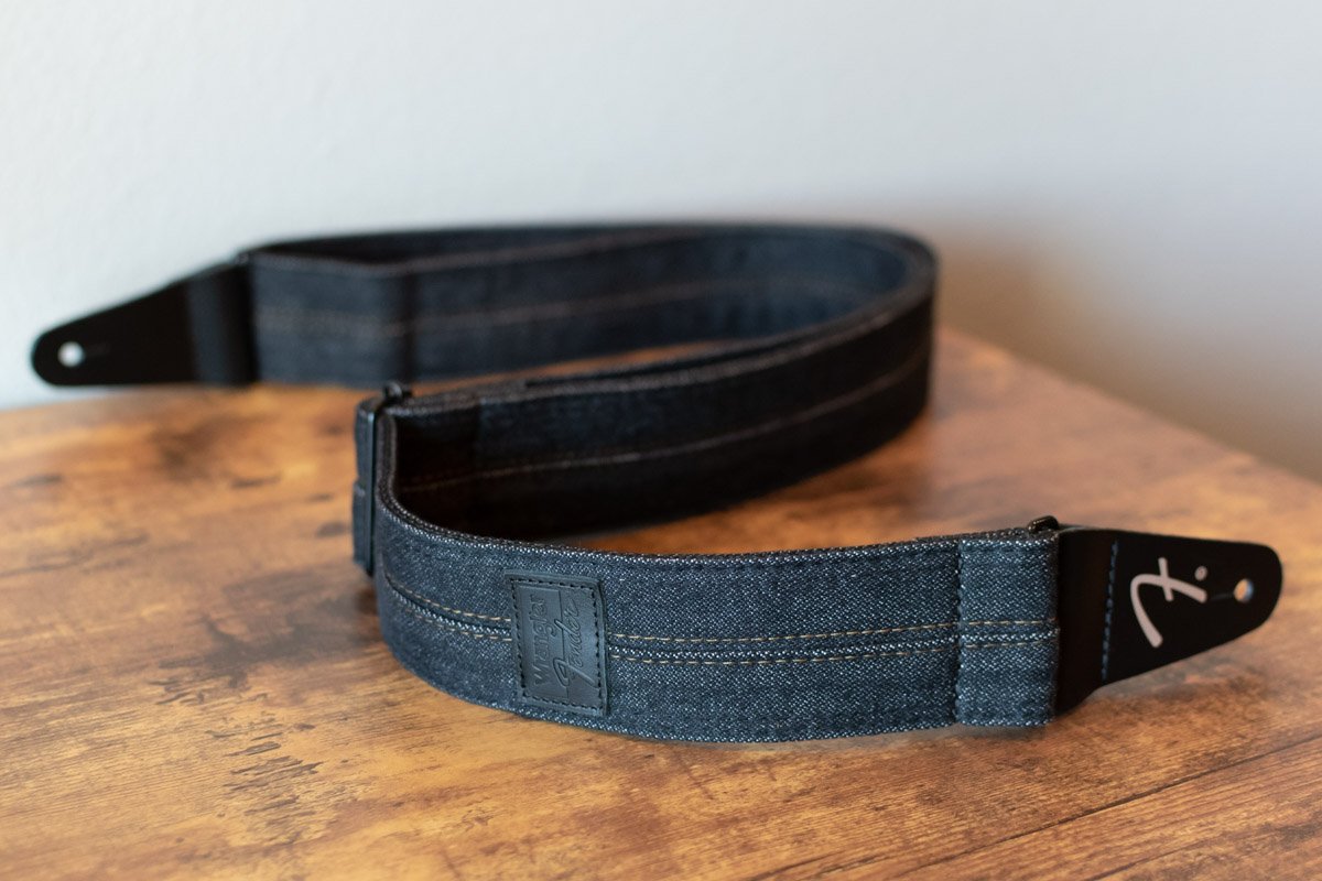 Fender X Wrangler Denim Strap, Washed Black Stitch