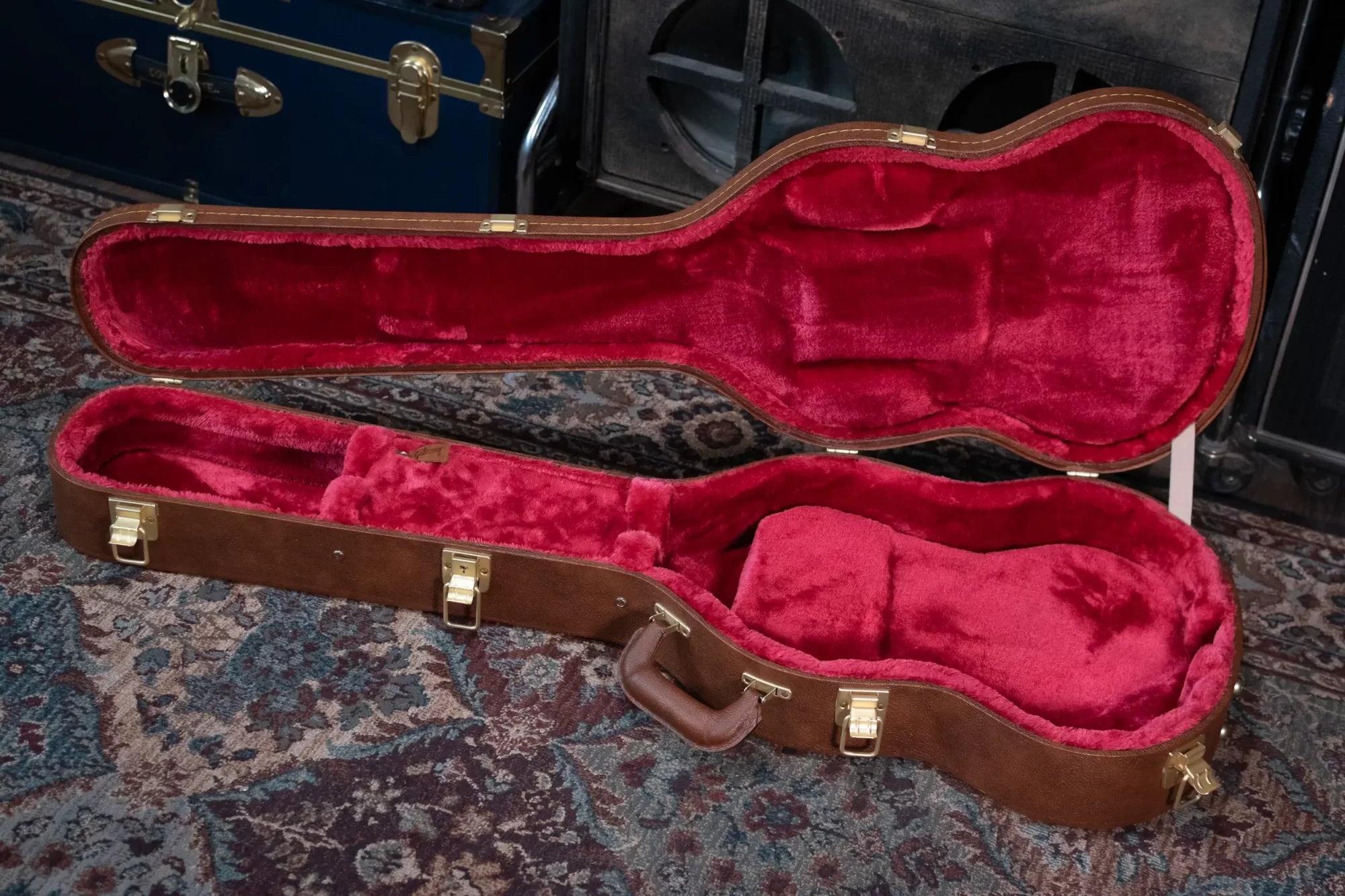 Gibson SG Original Hardshell Case, Brown