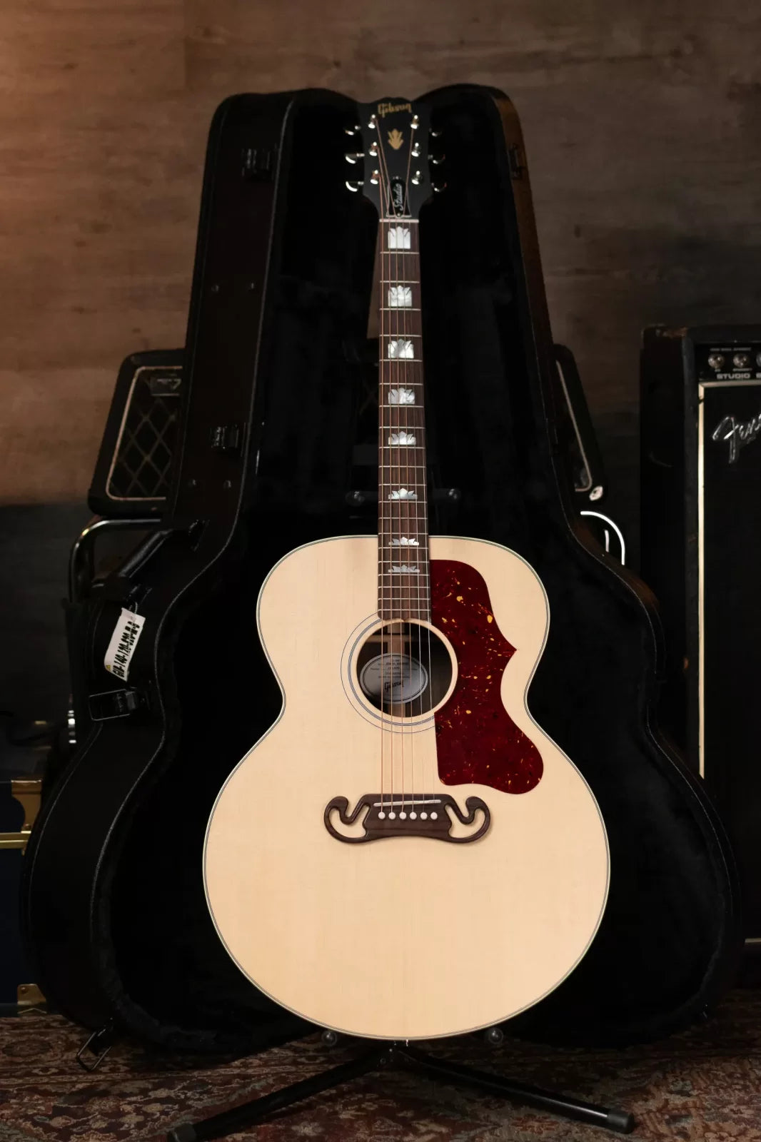 Gibson SJ-200 Studio Rosewood - Satin Natural with Hardshell Case - Floor Model