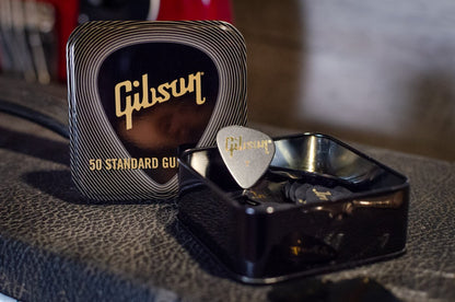 Gibson Standard Pick Tin 50 pcs. Black - Thin