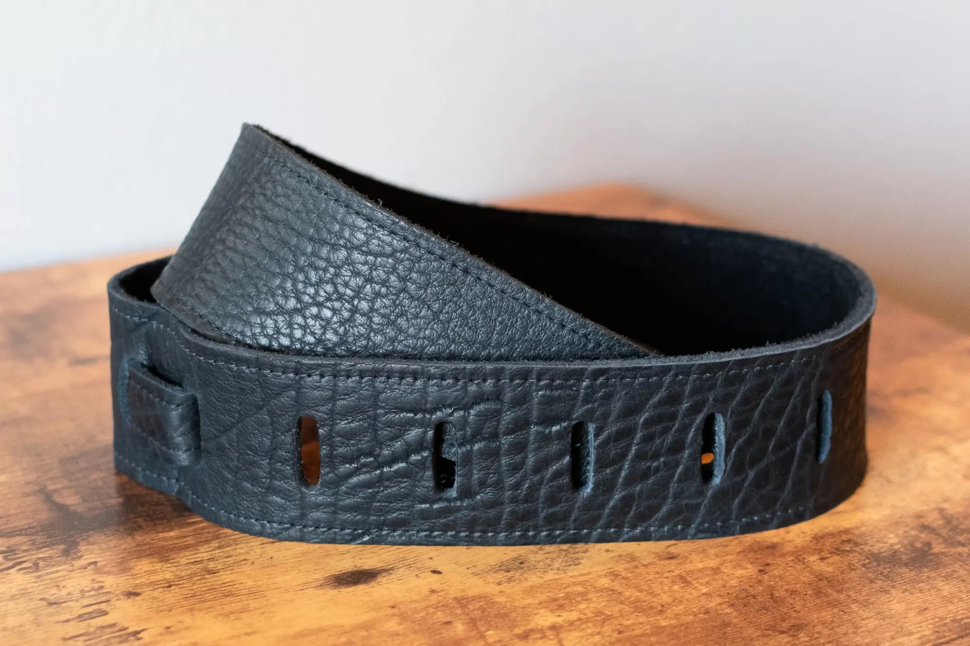 Henry Heller 2.5" Adjustable American Buffalo Strap - Black