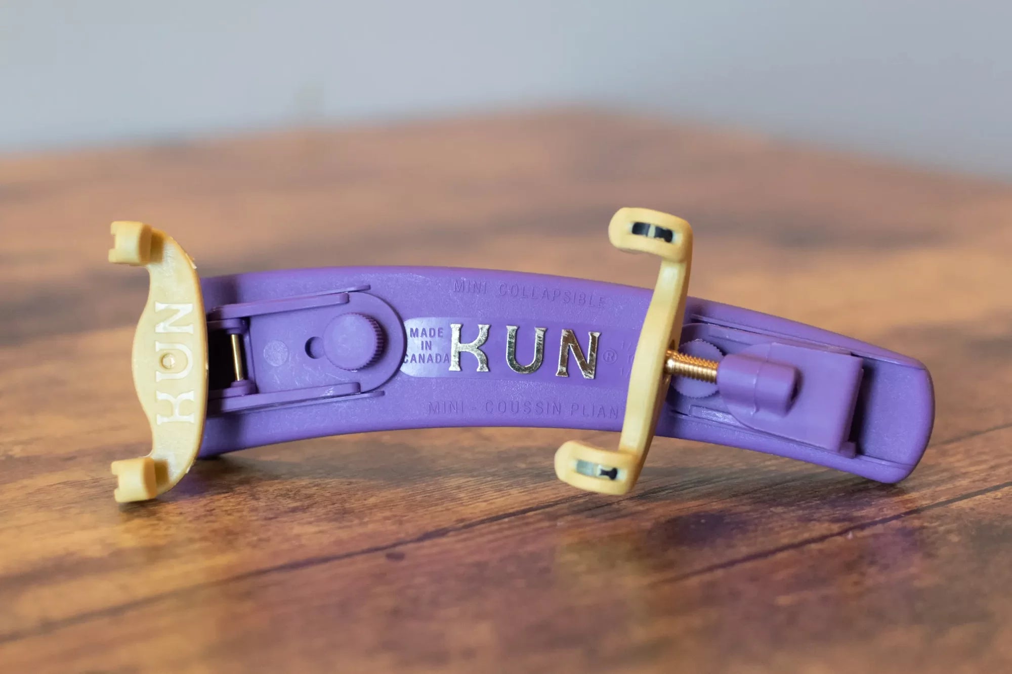 Kun Collapsible Mini - Violin Shoulder Rest - Purple
