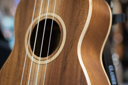 Lanikai ACST-S Acacia Solid Top Soprano Ukulele