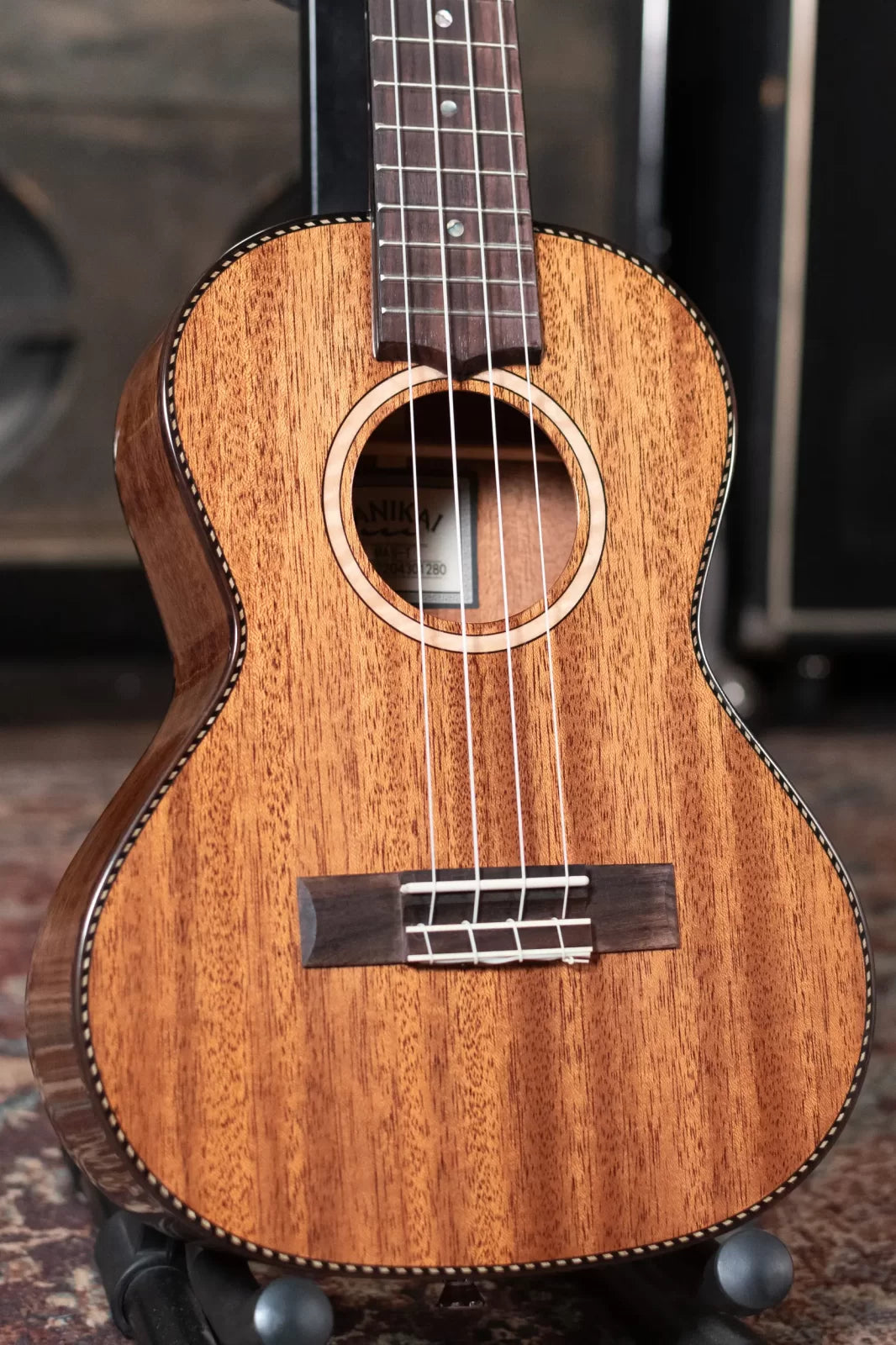 Lanikai MAS-T All Solid Mahogany Tenor Ukulele Outfit