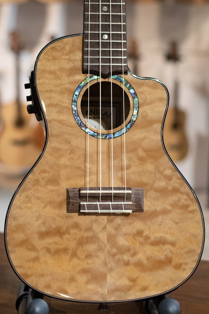 Lanikai QM-NACEC Quilted Maple Natural Concert Ukulele Cutaway with Electronics