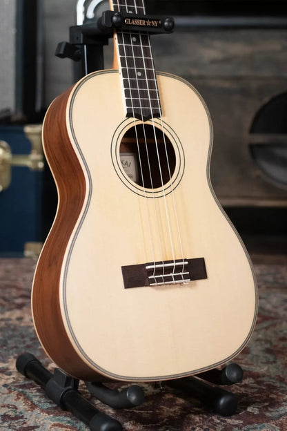 Lanikai SPST-B Solid Top Spruce Baritone Ukulele