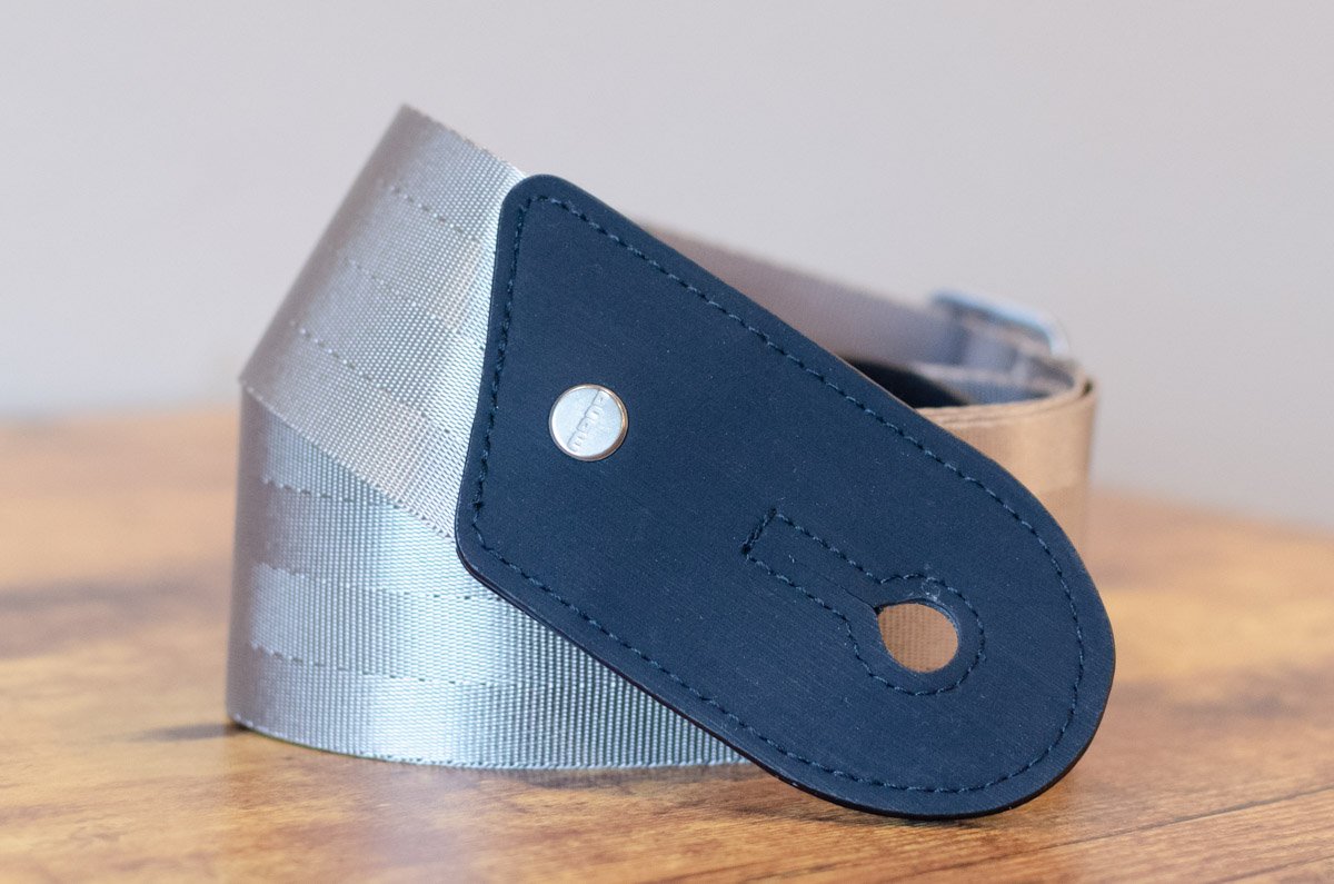 MONO Warsaw Guitar Strap Platinum Grey