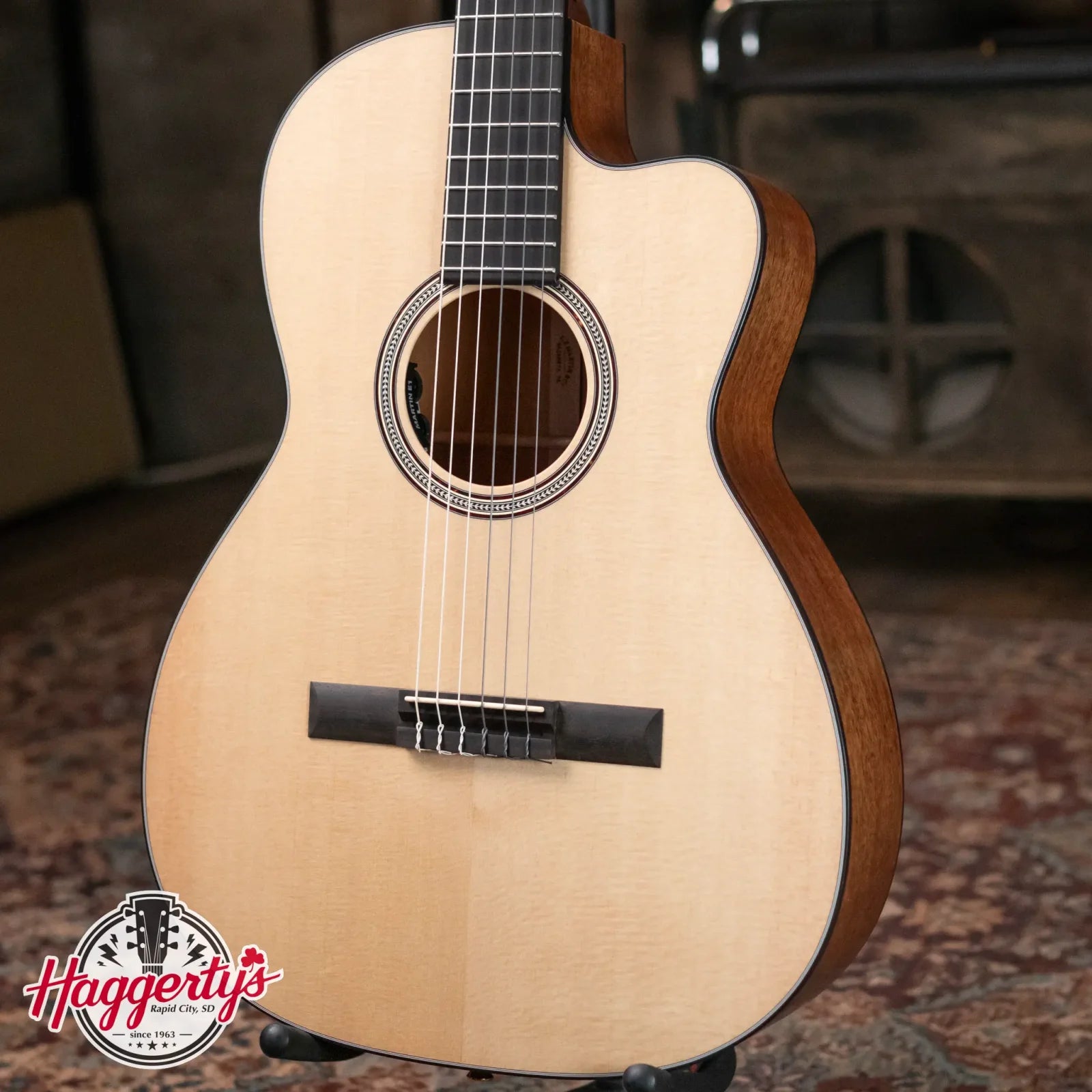 Martin 000C12-16E Nylon Acoustic/Electric with Gig Bag