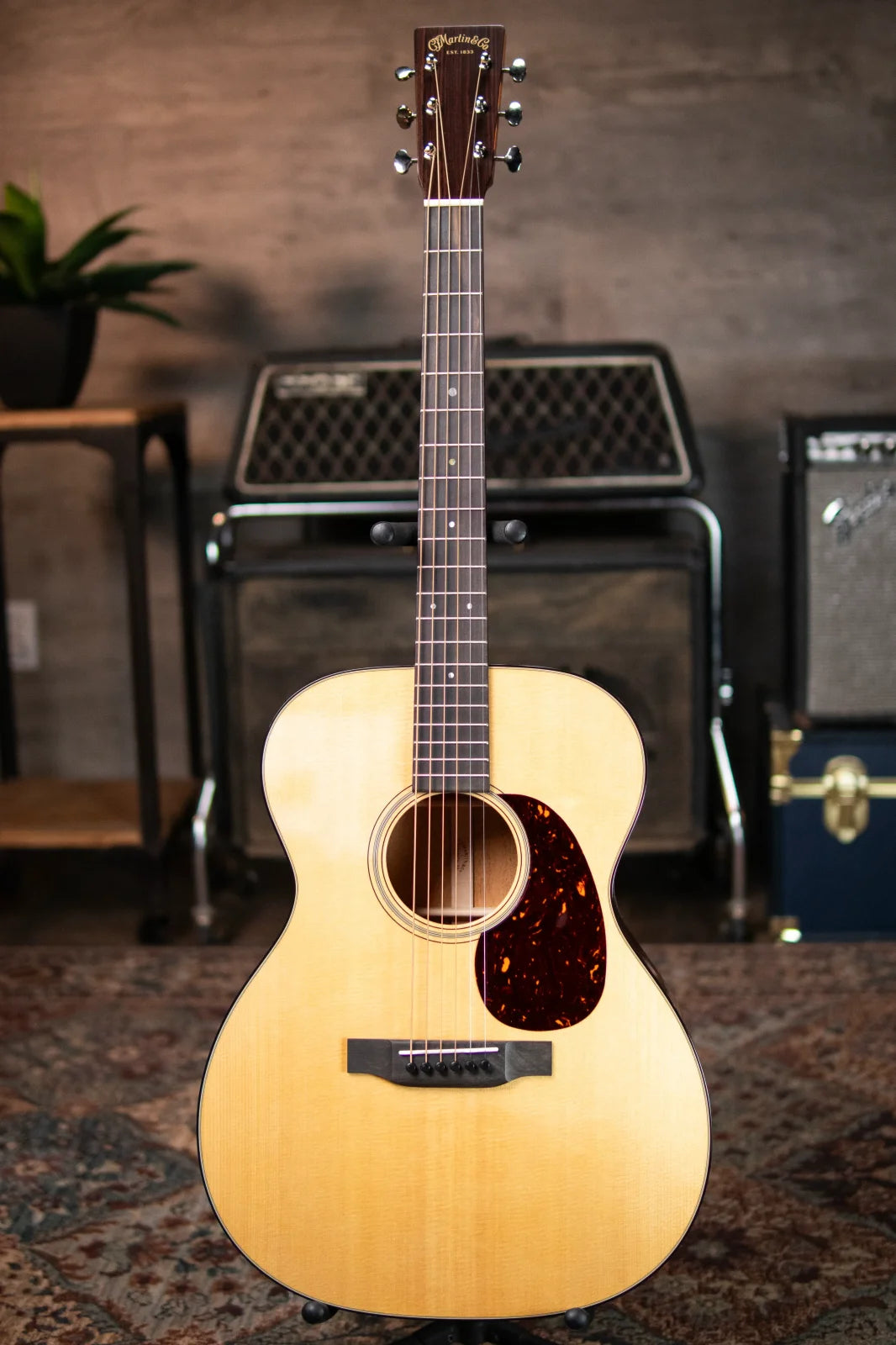 Martin 000-18 Acoustic Guitar with Hardshell Case - Demo