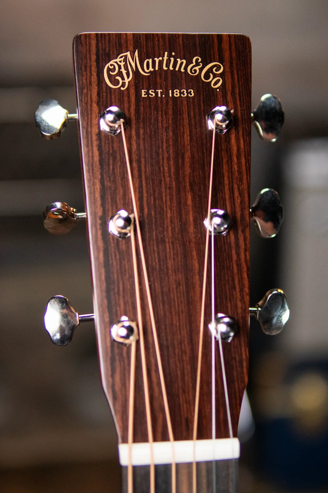 Martin 000-18 Acoustic Guitar with Hardshell Case - Demo