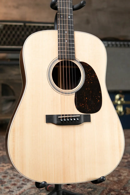 Martin D16e Rosewood Acoustic/Electric Guitars with Soft Case