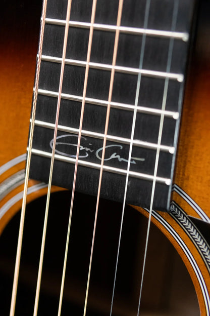 Martin Eric Clapton Signature 000-28EC Acoustic Guitar - Sunburst with Hardshell Case