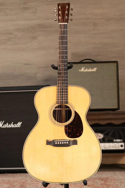 Martin OM-28E Acoustic/Electric Guitar with Hardshell Case