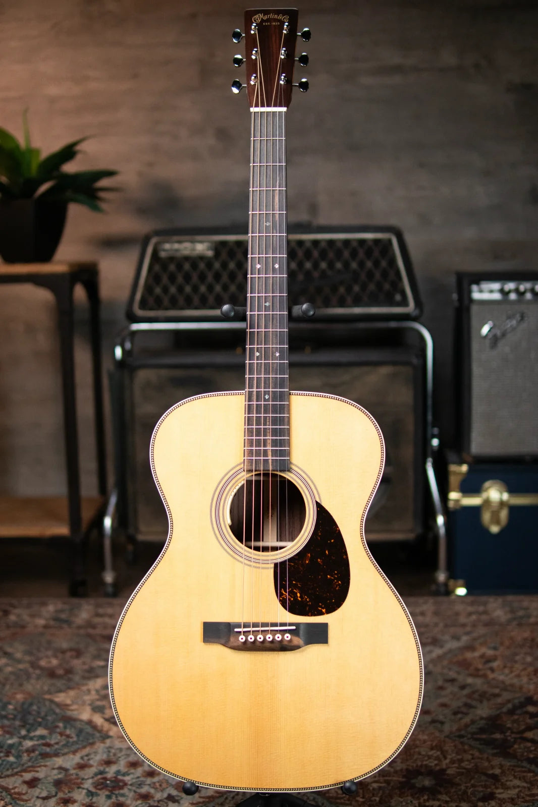 Martin OM-28E Acoustic/Electric with Hardshell Case