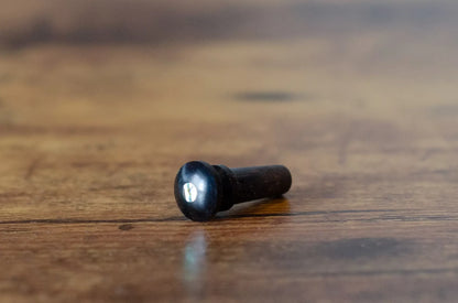 Martin Pearl Inlaid Bridge & Endpins (Ebony)