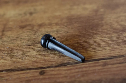 Martin Pearl Inlaid Bridge & Endpins (Ebony)