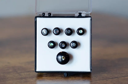 Martin Pearl Inlaid Bridge & Endpins (Ebony)