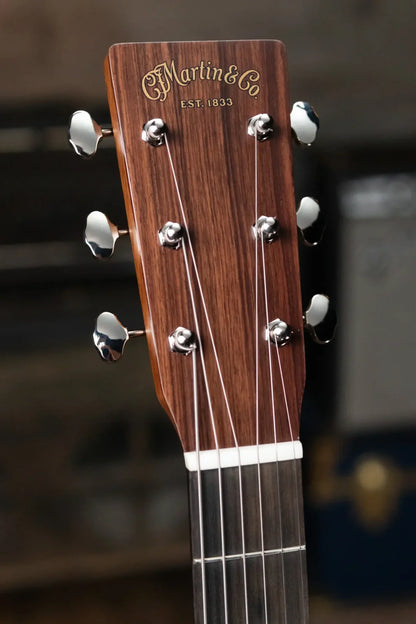 Martin SC-18E Acoustic/Electric with Hardshell Case