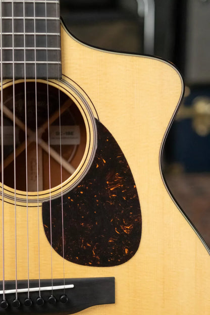 Martin SC-18E Acoustic/Electric with Hardshell Case
