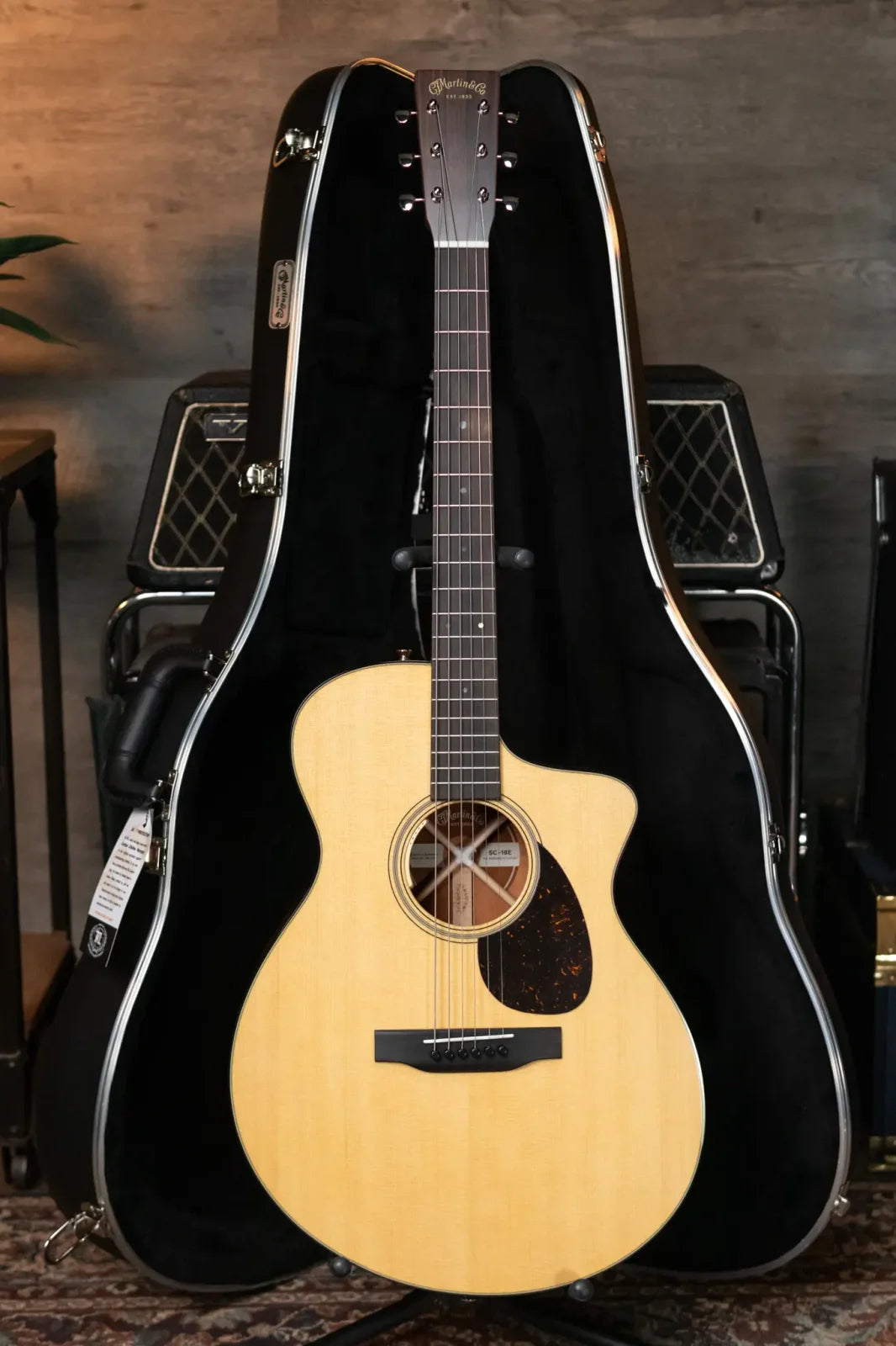 Martin SC-18E Acoustic/Electric with Hardshell Case