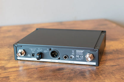 Shure SLX14 Wireless Guitar System - H19 Band