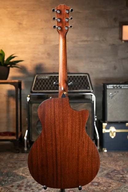 Taylor 314ce Left-Handed Grand Auditorium Acoustic/Electric with Deluxe Hardshell Case