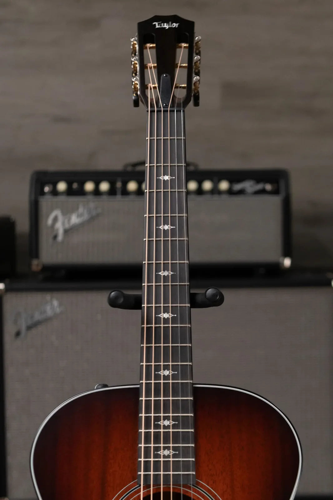 Taylor 322e 12-Fret Grand Concert Acoustic/Electric Guitar with Hardshell Case