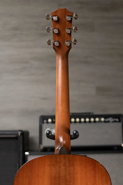 Taylor 517e Grand Pacific Acoustic/Electric with Hardshell Case - Factory Demo