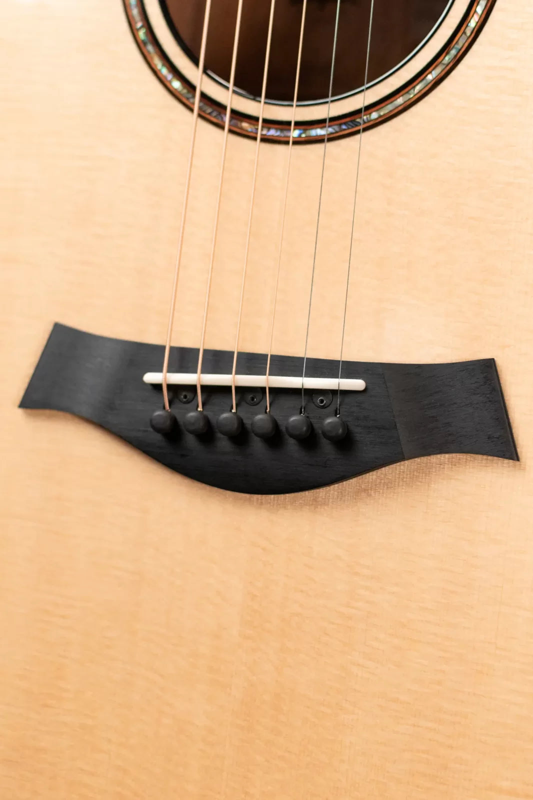 Taylor 914ce LTD Koa/Sitka Spruce Grand Auditorium Acoustic/Electric Guitar - Shaded Edge Burst with Hardshell Case