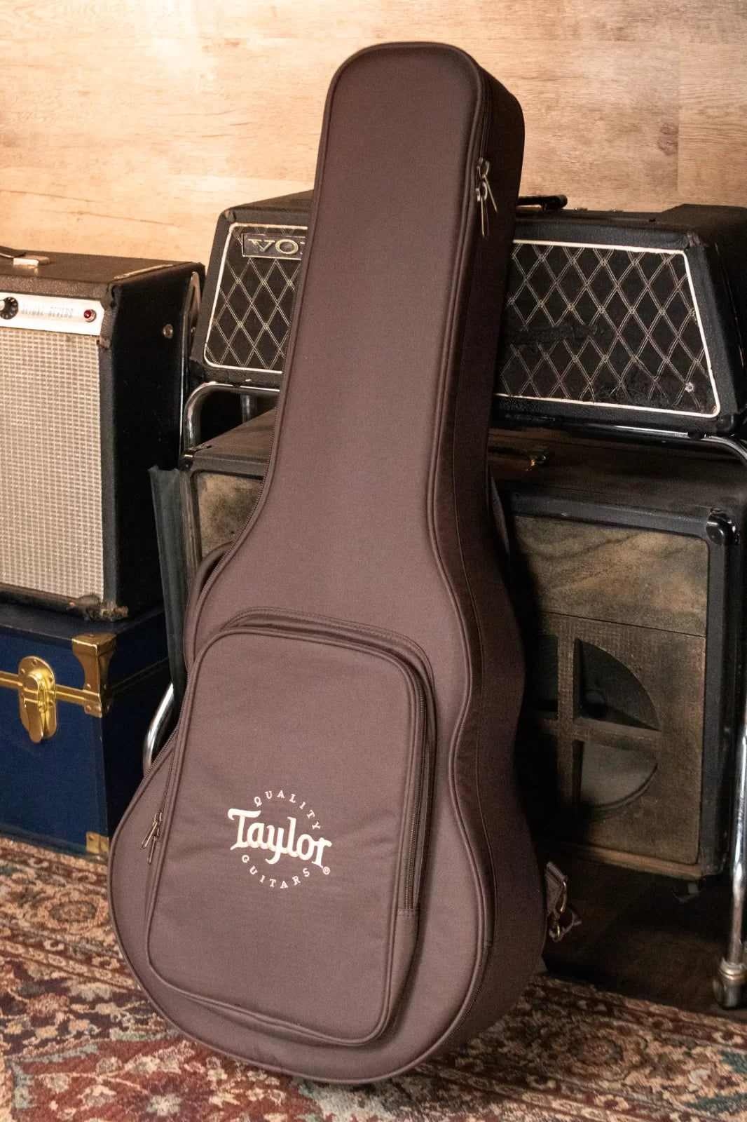 Taylor AD11e-SB Grand Theater Acoustic/Electric - Tobacco Sunburst with Brown AeroCase