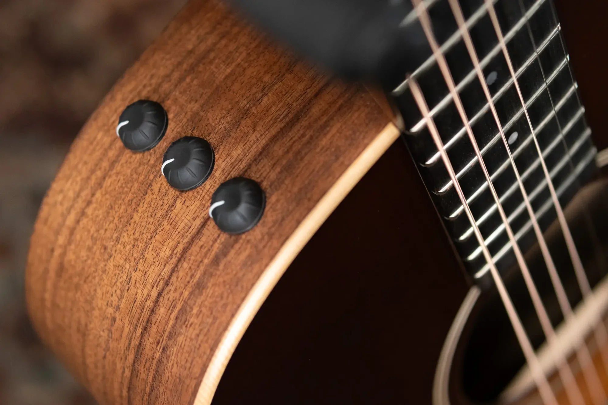 Taylor AD12e-SB Grand Concert Acoustic/Electric - Tobacco Sunburst with Aerocase - Factory Demo