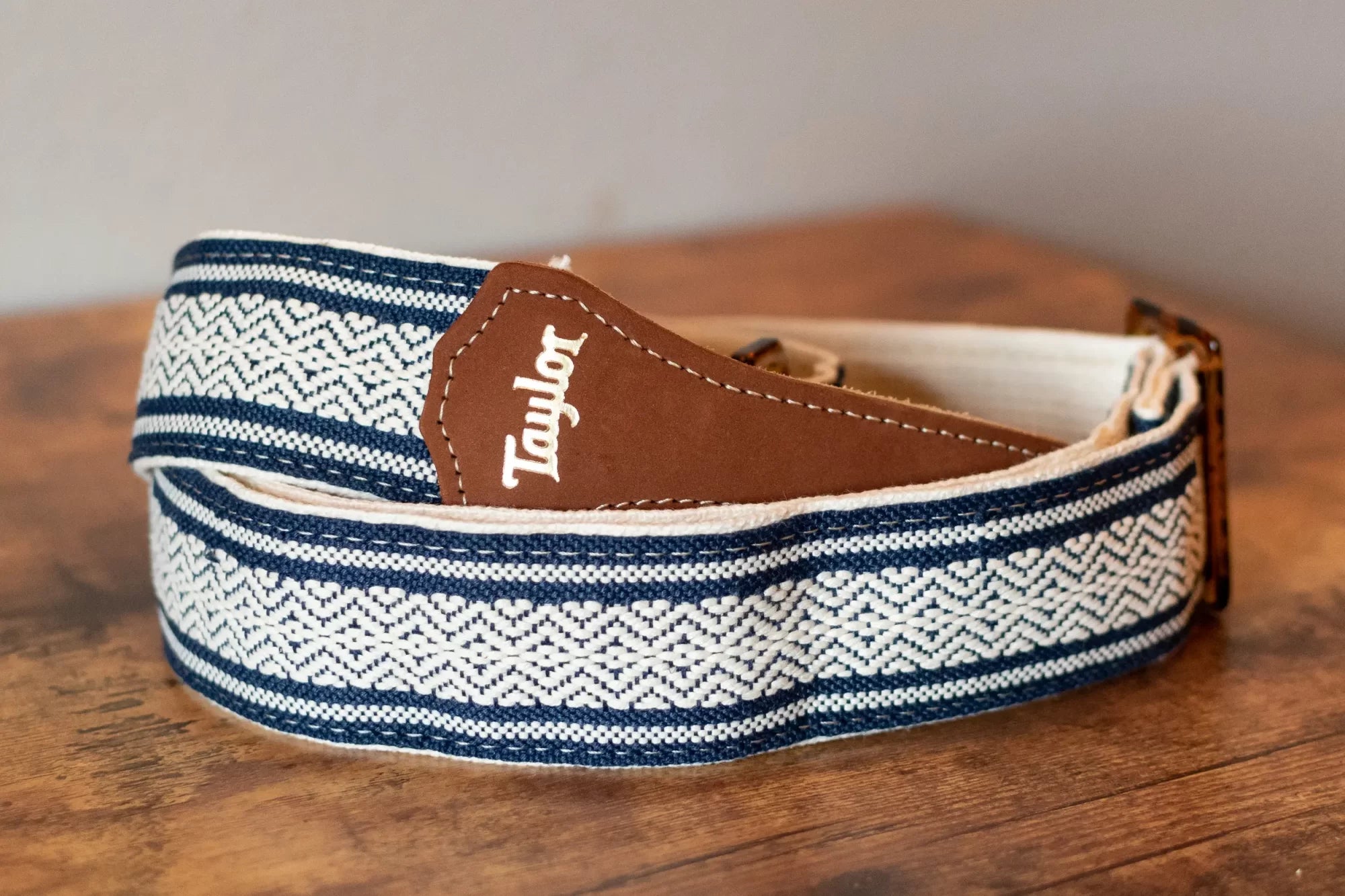 Taylor Academy Guitar Strap - White/Blue Jacquard Cotton 2"