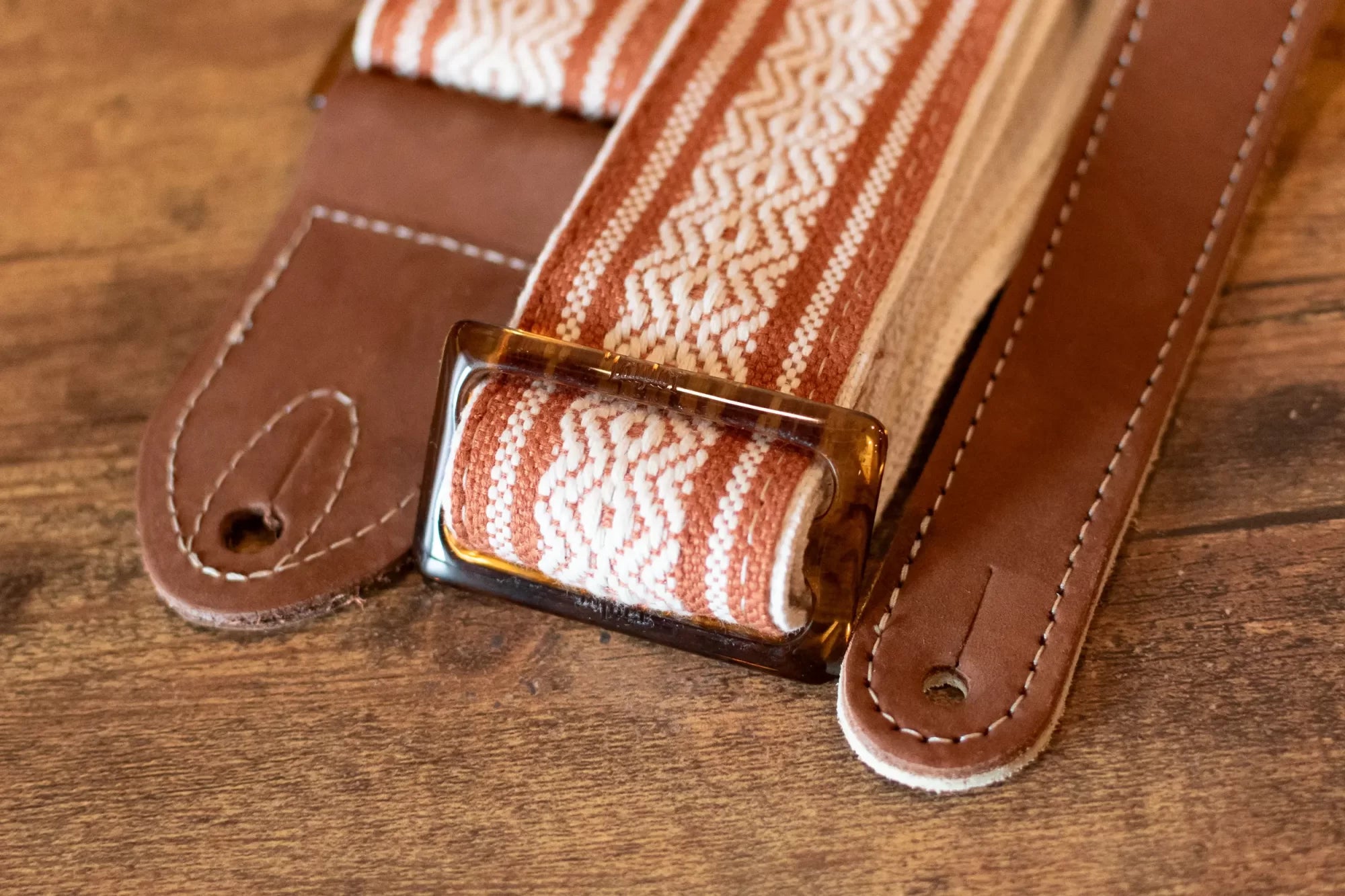 Taylor Academy Guitar Strap - White/Brown Jacquard Cotton - 2"