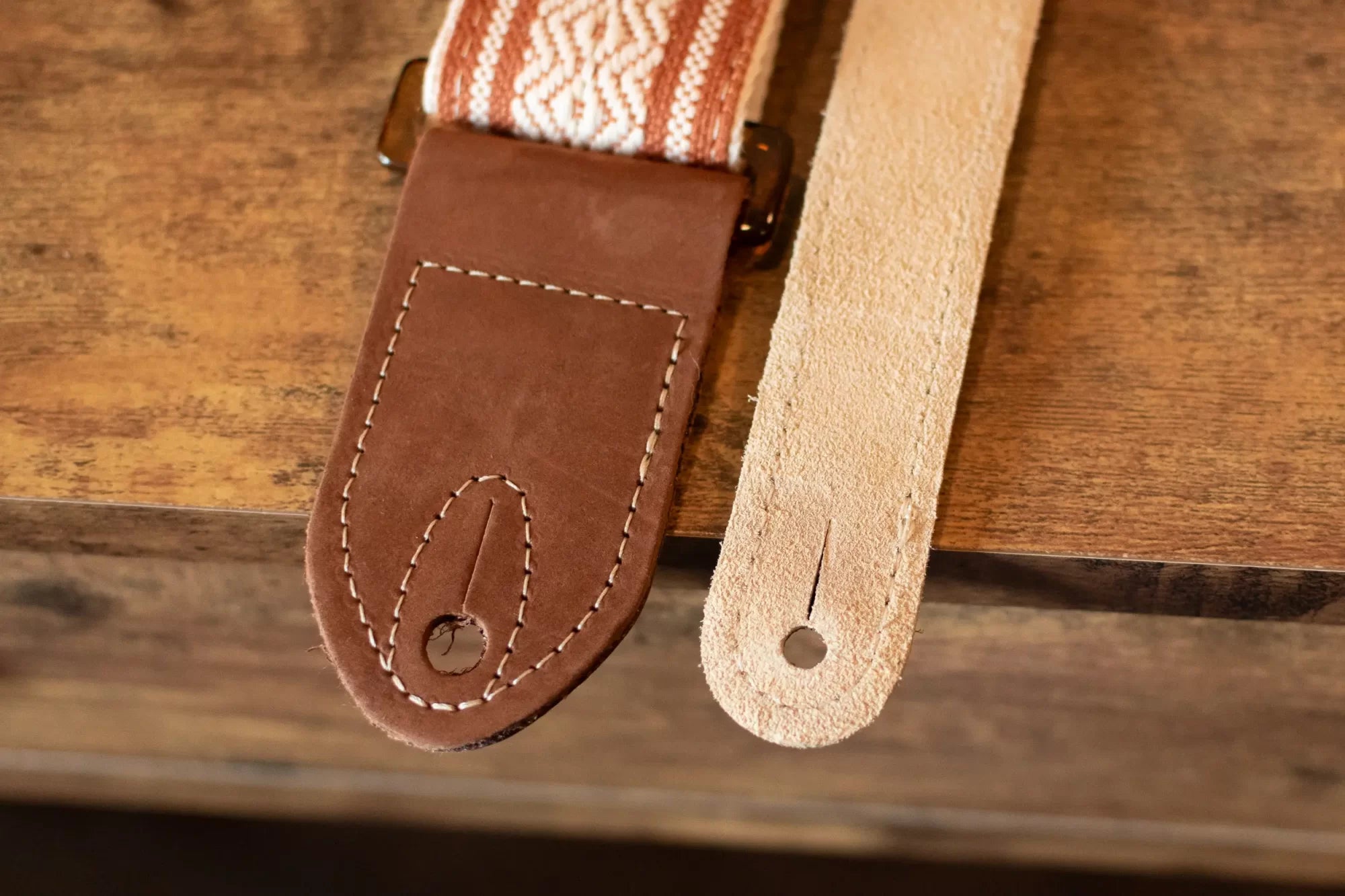 Taylor Academy Guitar Strap - White/Brown Jacquard Cotton - 2"