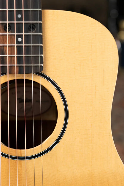 Taylor BT1e Baby Taylor Acoustic-Electric Guitar with Gig Bag