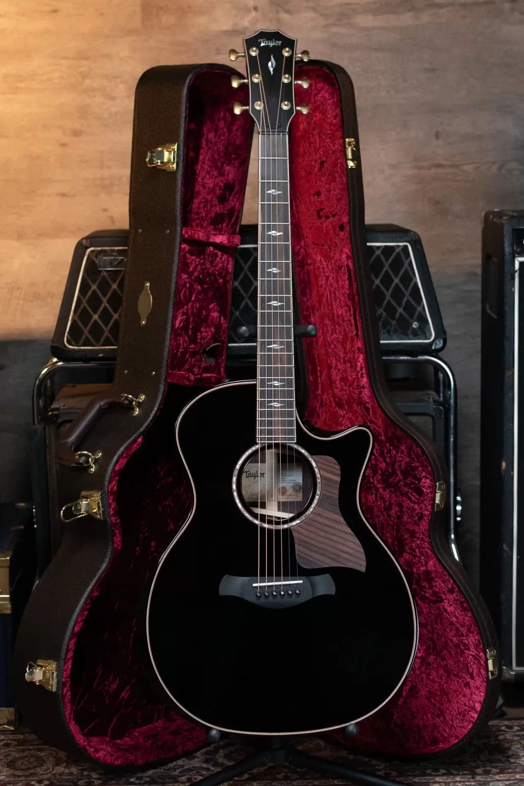 Taylor Builder's Edition 814ce Blacktop Acoustic/Electric Guitar with Hardshell Case