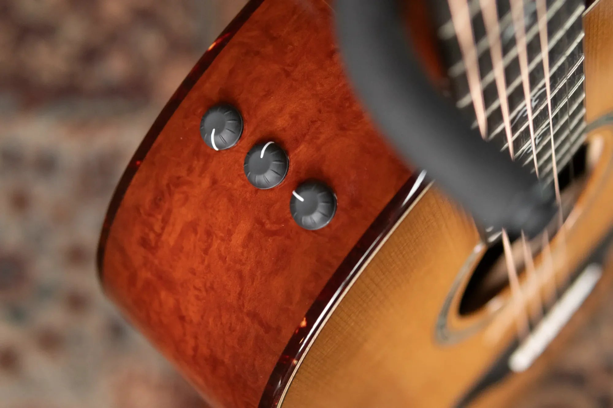 Taylor Builder's Edition 517e Grand Pacific Acoustic/Electric with Hardshell Case - Factory Demo