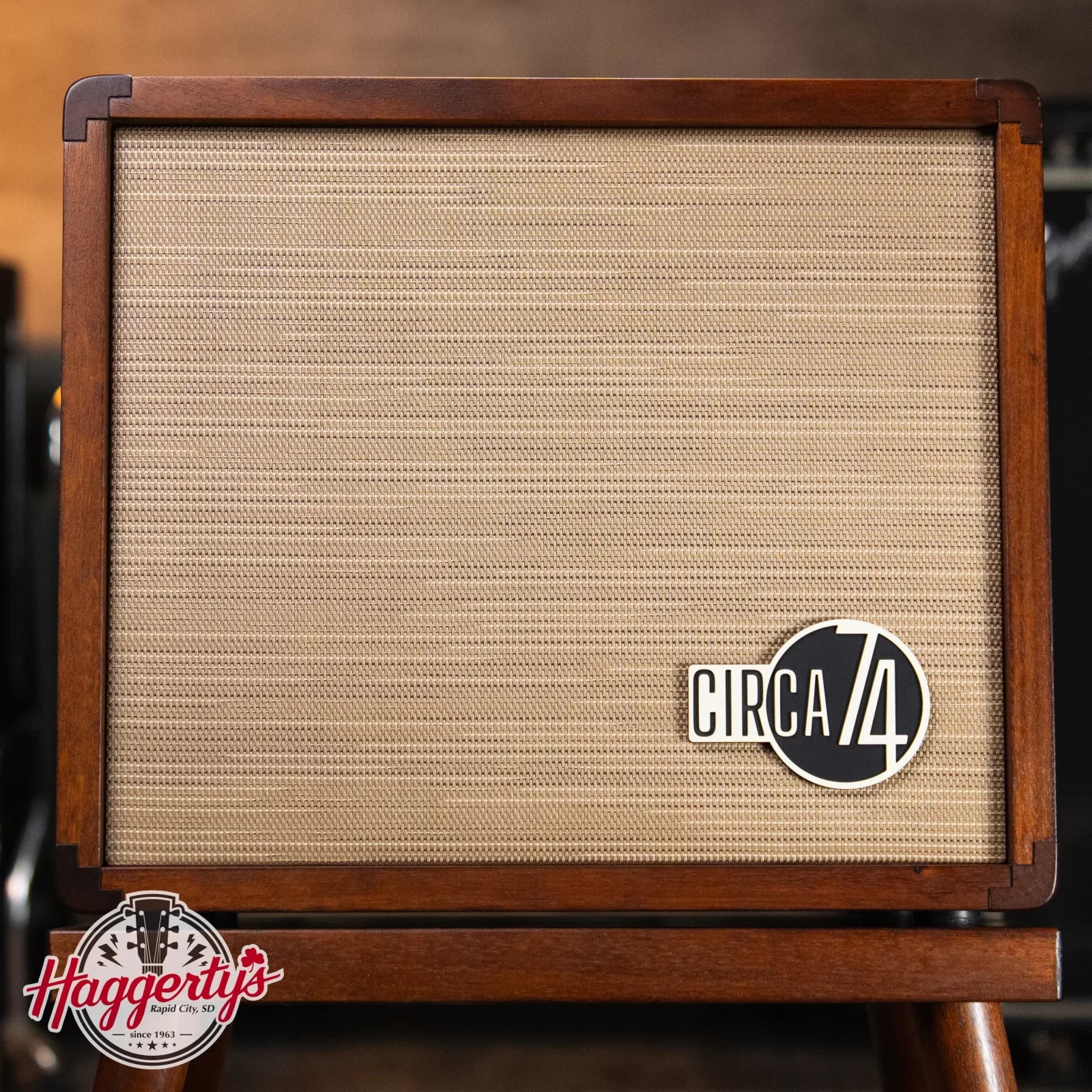 Taylor Circa 74, 2-Channel Acoustic/Vocal Amplifier with Mahogany Amp Stand