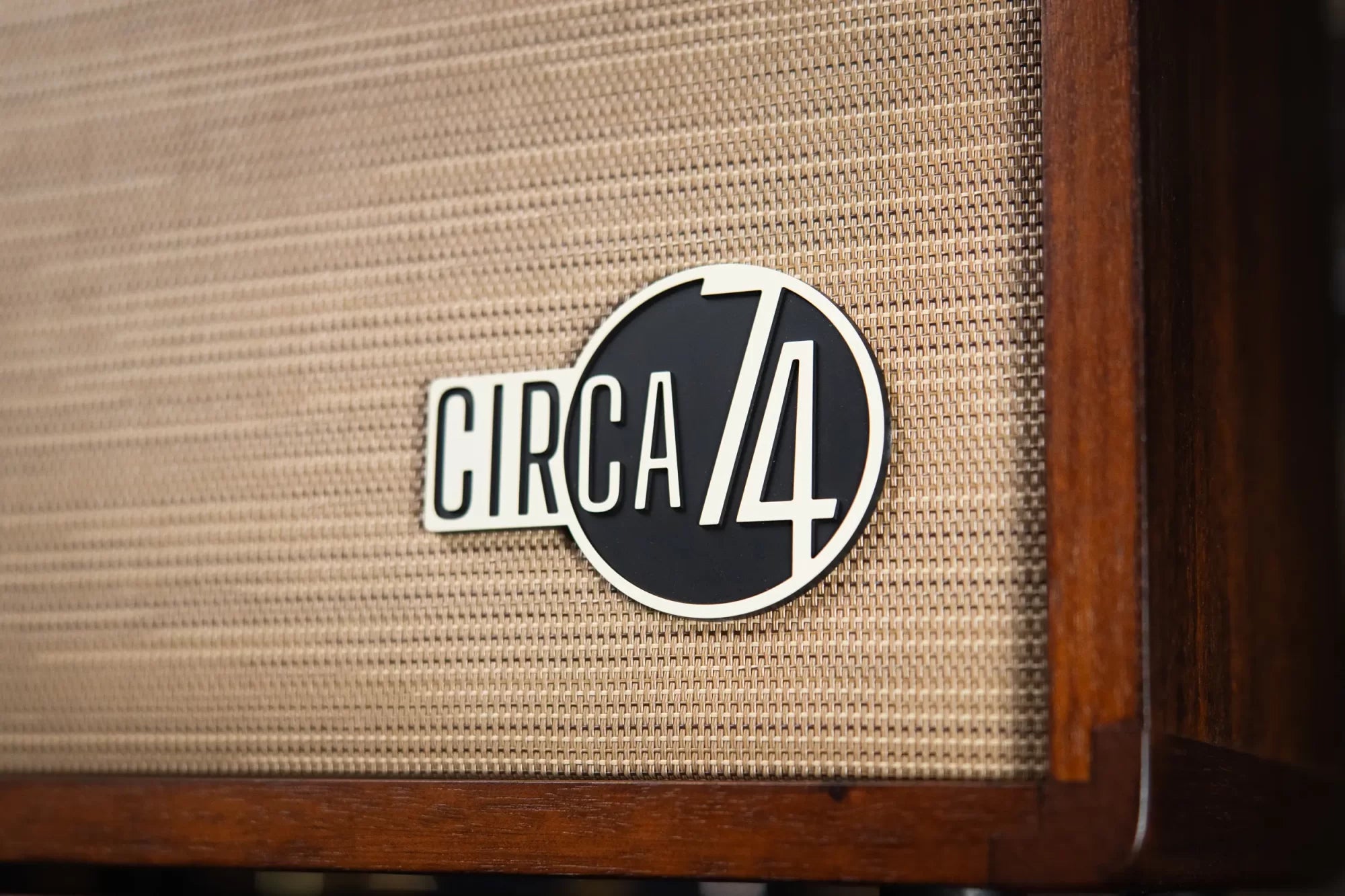Taylor Circa 74, 2-Channel Acoustic/Vocal Amplifier with Mahogany Amp Stand