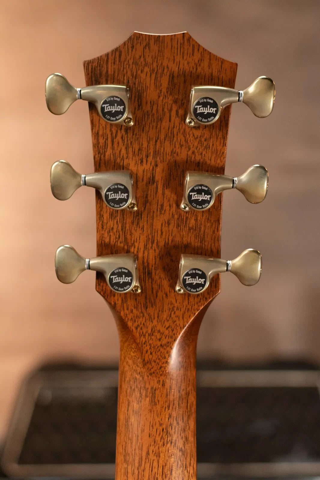 Taylor Custom Shop Queen's Walnut/Redwood Grand Concert Acoustic Guitar with Hardshell Case