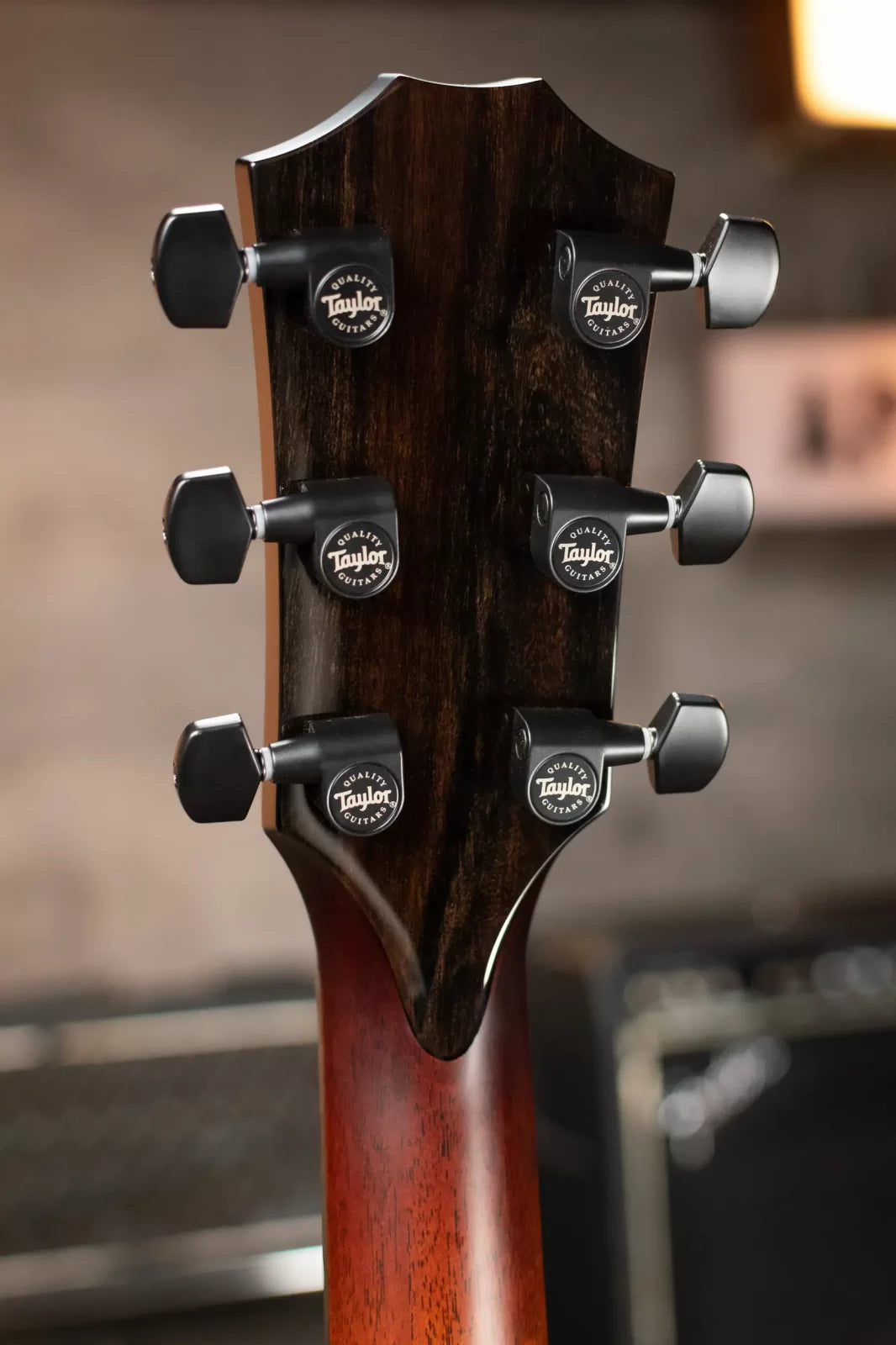 (Waiting on replacement Case 7/26/25 - CH) Taylor ‘24 Catch Custom C16ce B4025 Grand Symphony Honduran Rosewood/Lutz Spruce Grand Symphony Acoustic/Electric Guitar with Hardshell Case