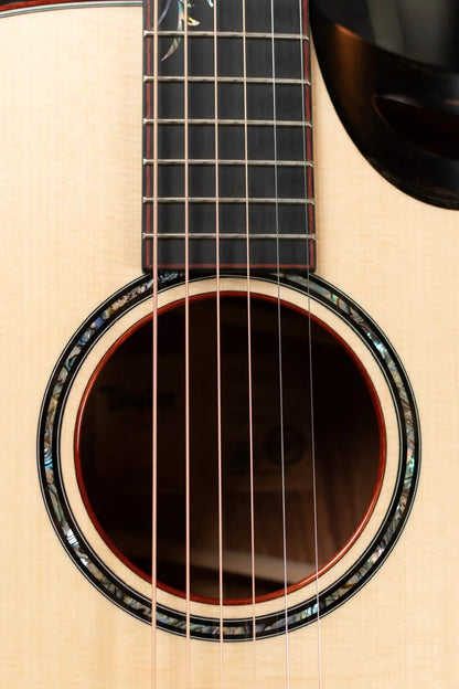 Taylor ‘24 Catch Custom C16ce B4025 Grand Symphony Honduran Rosewood/Lutz Spruce Grand Symphony Acoustic/Electric Guitar with Hardshell Case