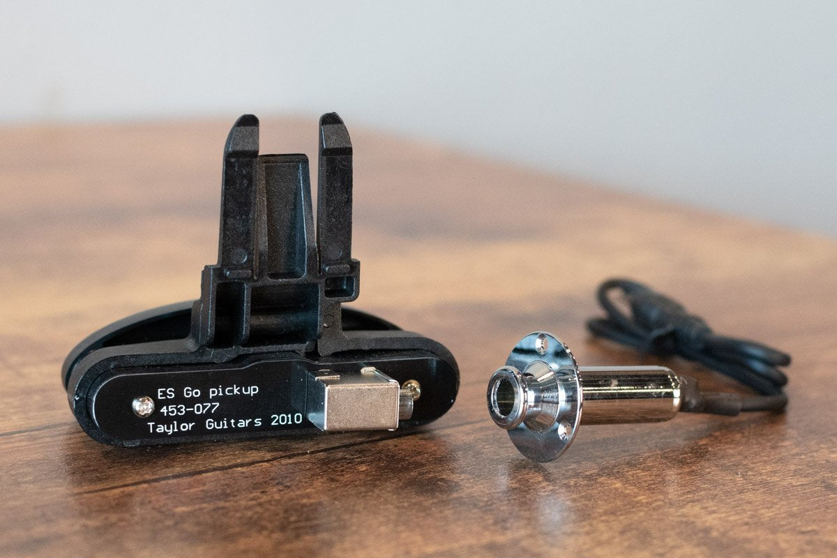 Taylor ES-Go Mini Pickup