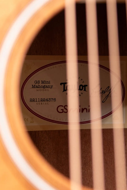 Taylor GS Mini Mahogany Acoustic Guitar with GS Mini Bag
