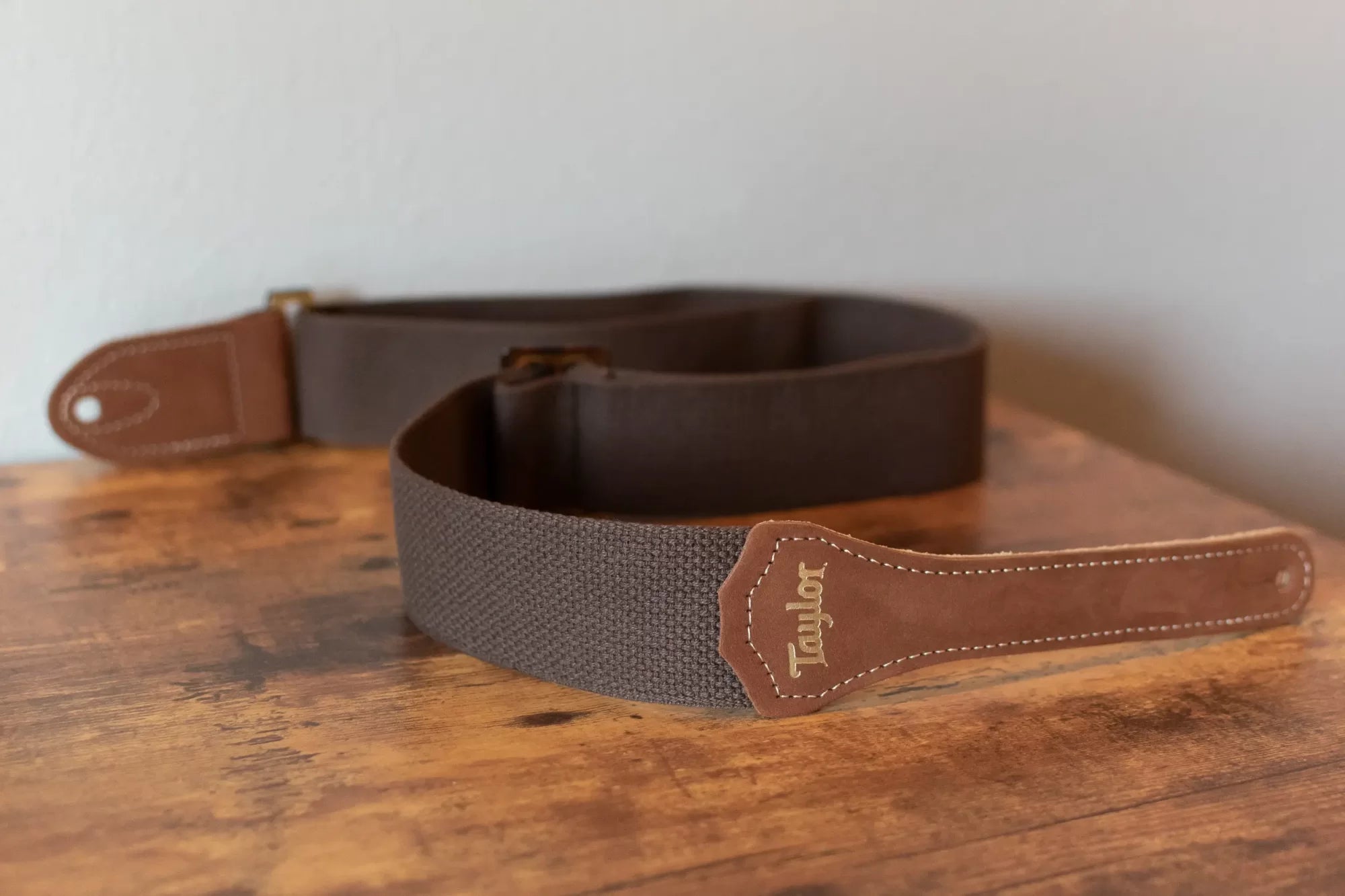 Taylor GS Mini Guitar Strap - Chocolate, 2" Cotton