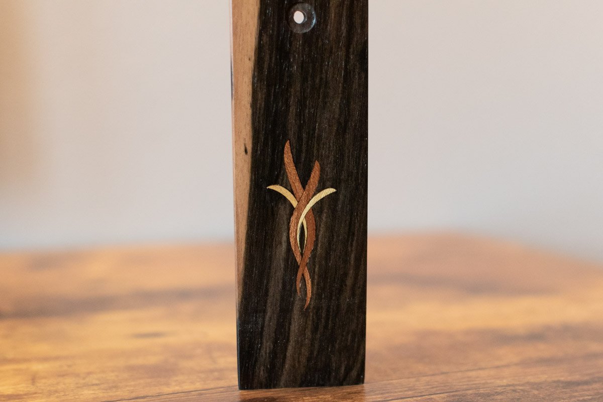 Taylor Bouquet Guitar Hanger - Ebony, Wood Inlay