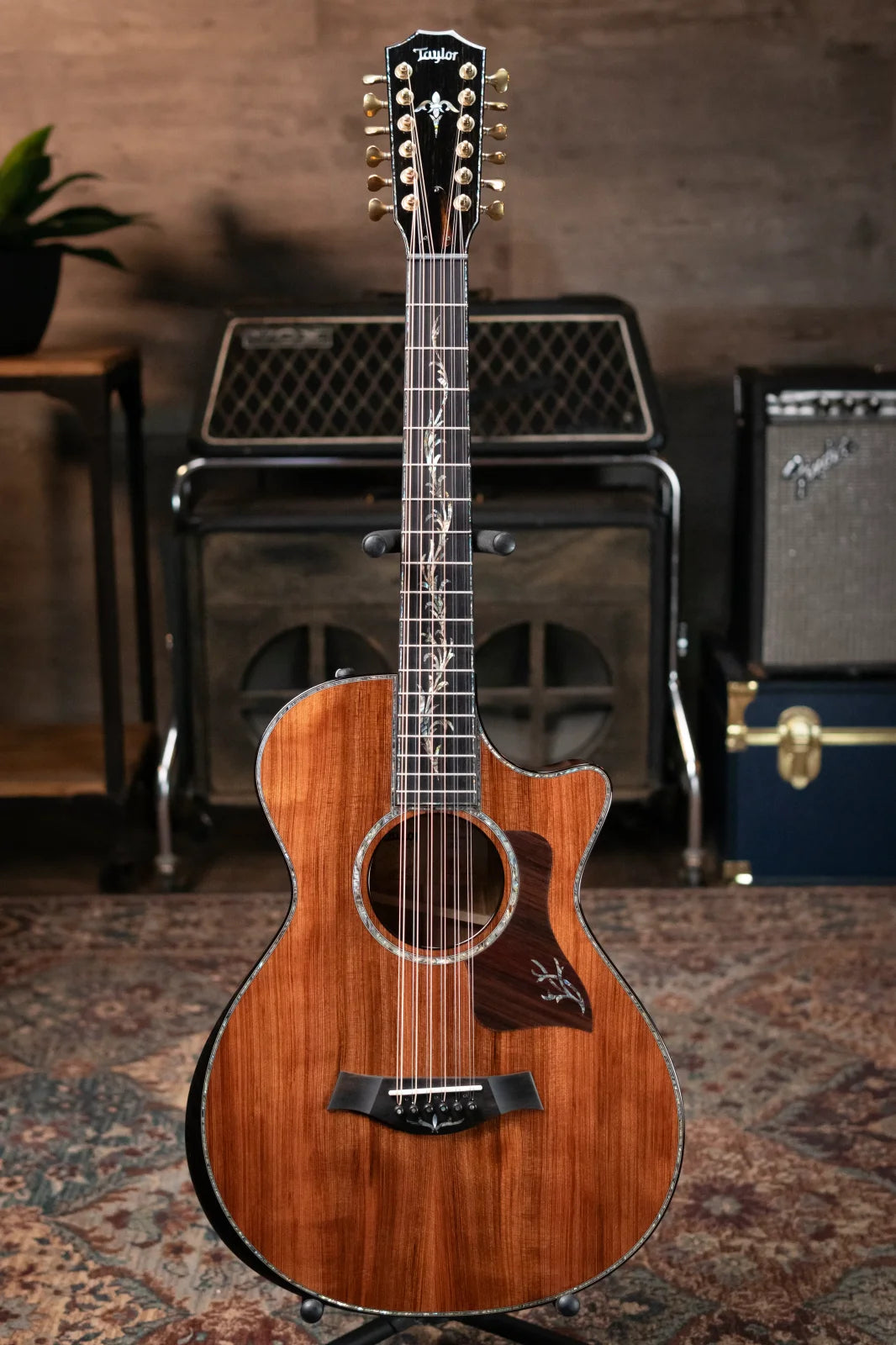 Taylor PS52ce Presentation Series 12-String Grand Concert Acoustic/Electric with Hardshell Case