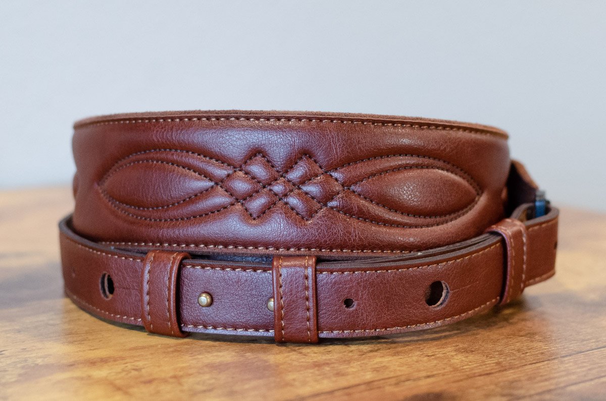 Taylor Strap Vegan Leather Guitar Strap - Medium Brown 2" (4201-20)
