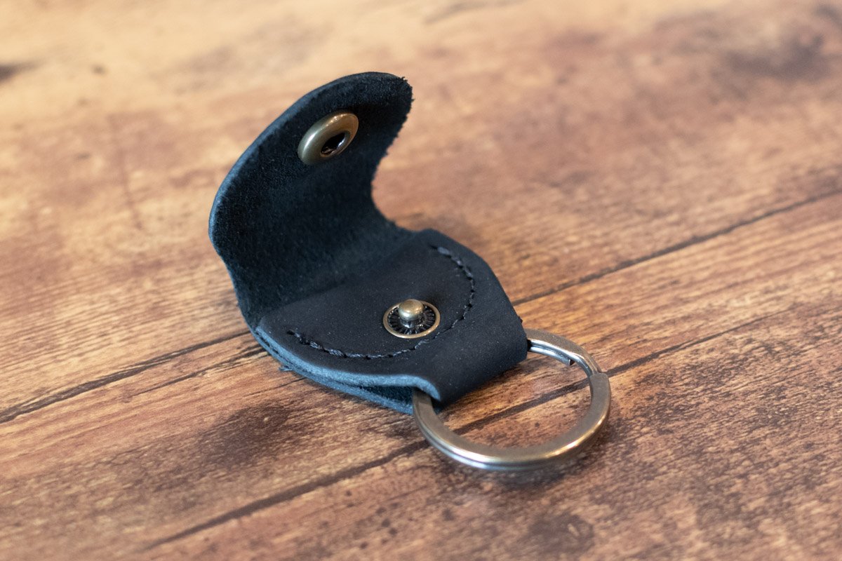 Taylor TKR-06 Taylor Key Ring with Pick Holder Black Nubuck