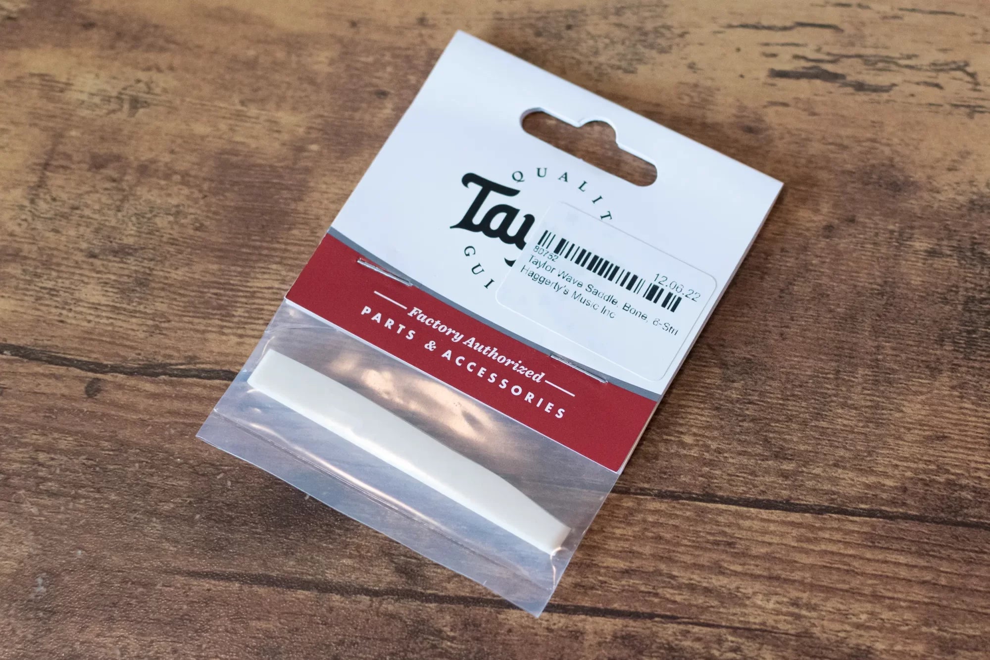Taylor Wave Saddle Bone 6-String